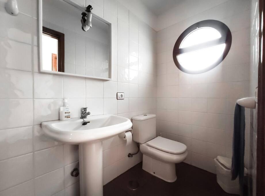 Duplex In Quiet Zone, Next To Sea, Fast Wifi Appartement El Médano Buitenkant foto